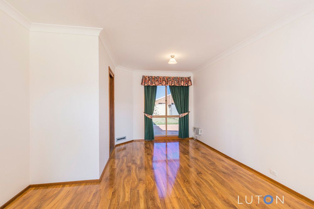 12 Huxley Place, Palmerston ACT 2913, Image 2