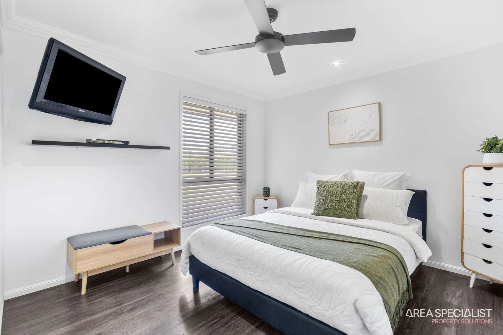 Additional image 21 of 52 Pelican Parade, Jacobs Well QLD 4208