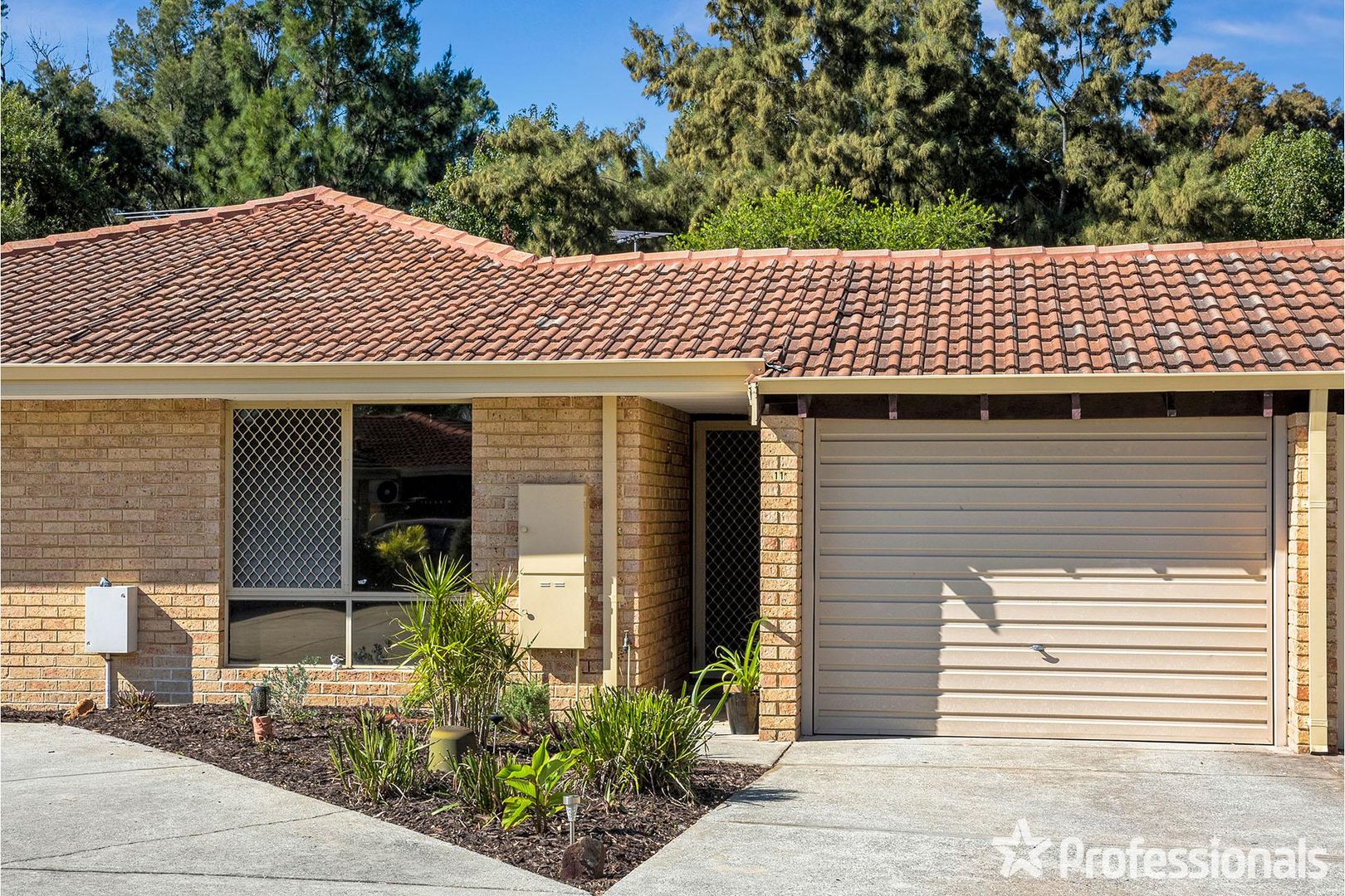 11/11 Glendale Mews,, Ballajura WA 6066, Image 1