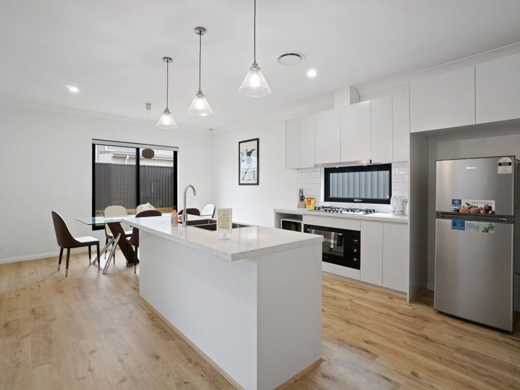 4 bedrooms House in 19 Barbola Street ROUSE HILL NSW, 2155