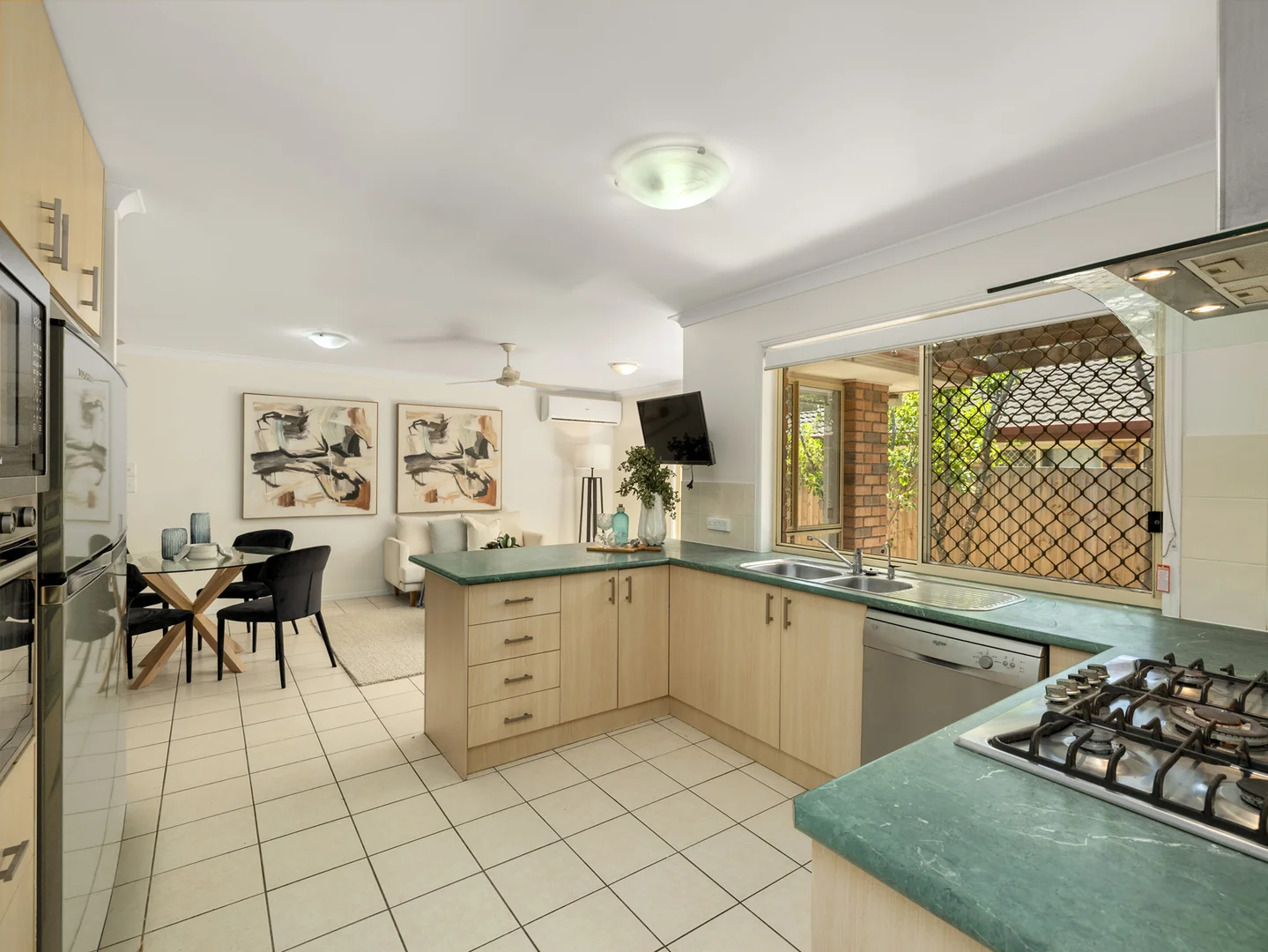 Additional image 7 of 4 Riviera Court, Oxley QLD 4075