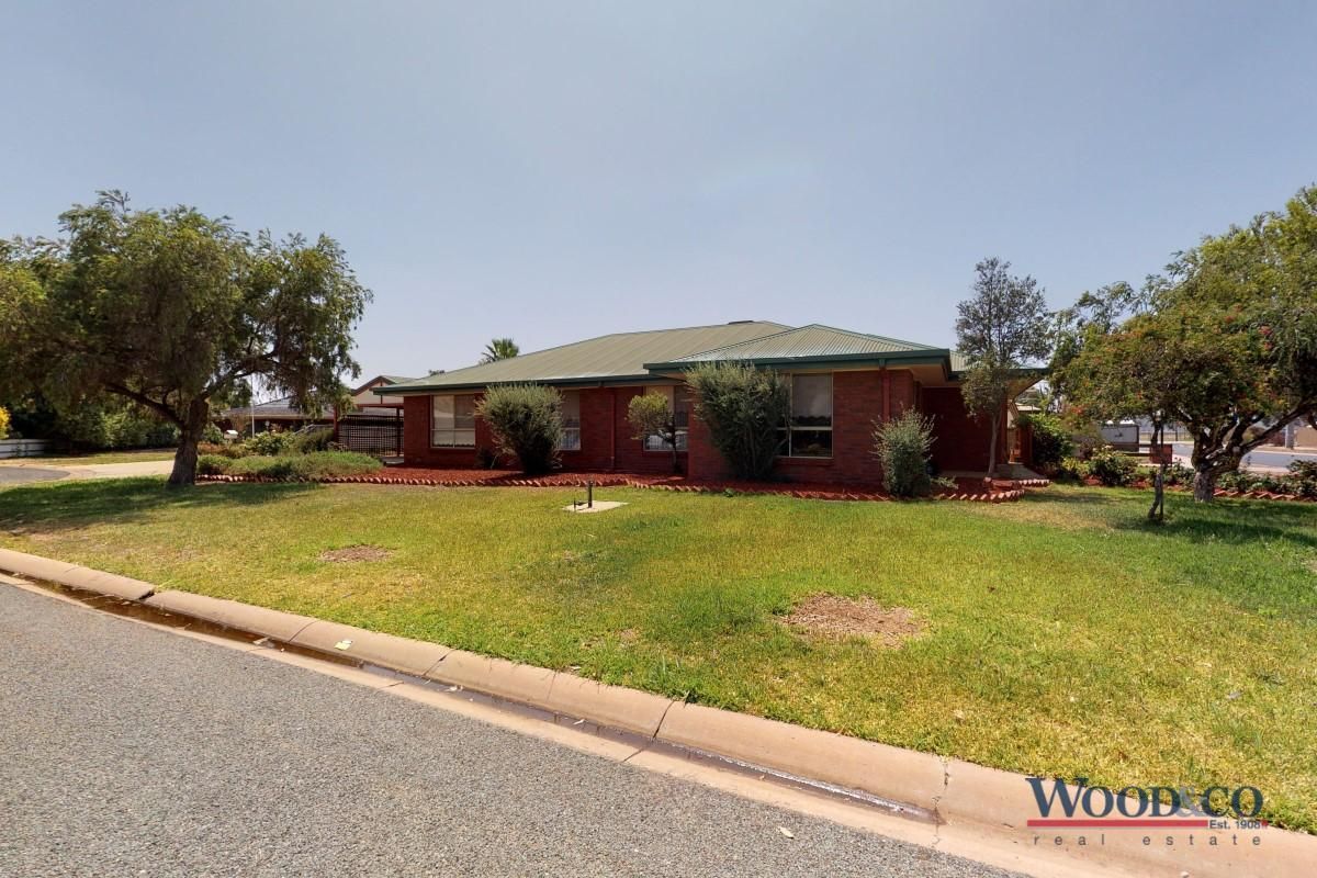 4 Poole Boulevard, Swan Hill VIC 3585, Image 0