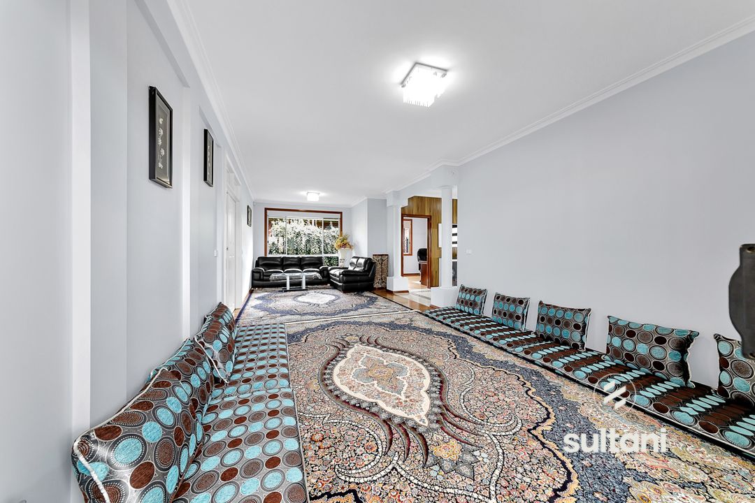 5 Stella Court, Hallam VIC 3803, Image 2