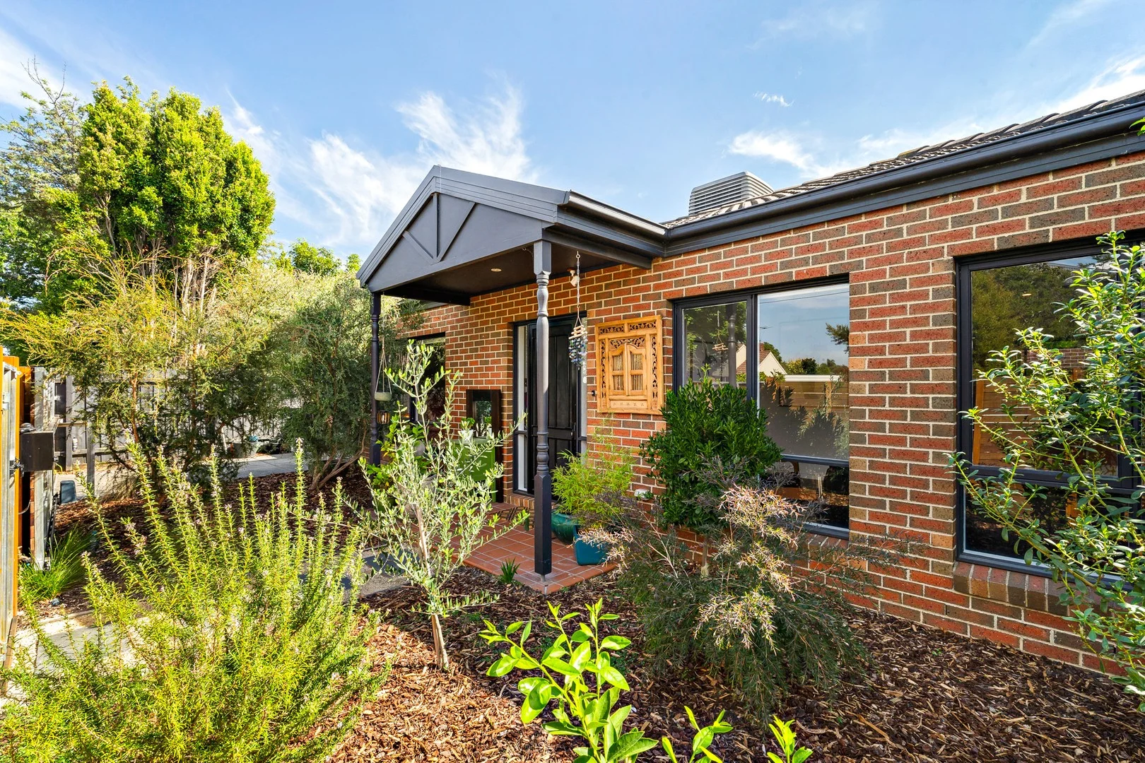 15 Molong Avenue, Hampton East VIC 3188