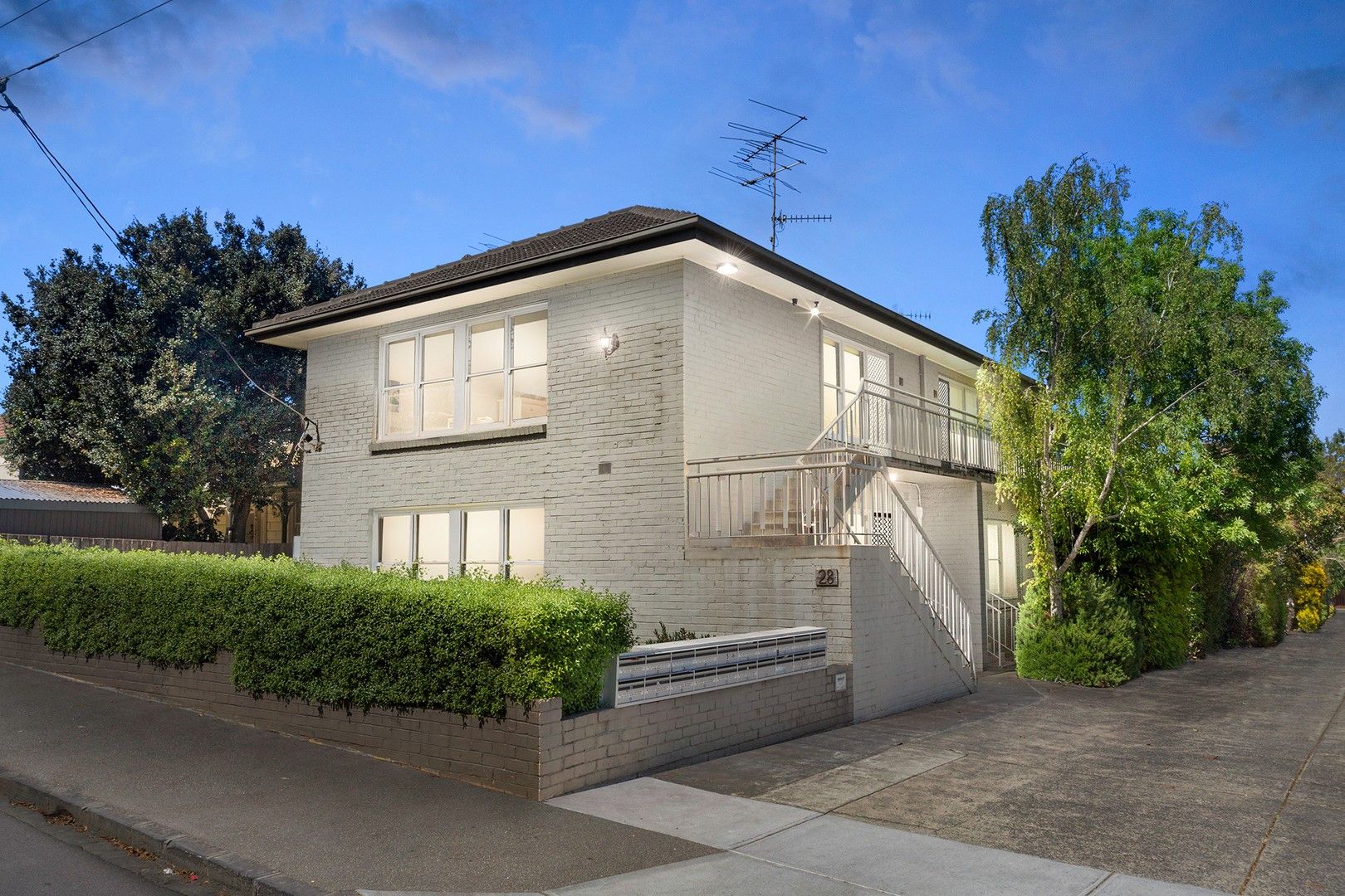 2 bedrooms Apartment / Unit / Flat in 11/28 Wattle Road HAWTHORN VIC, 3122