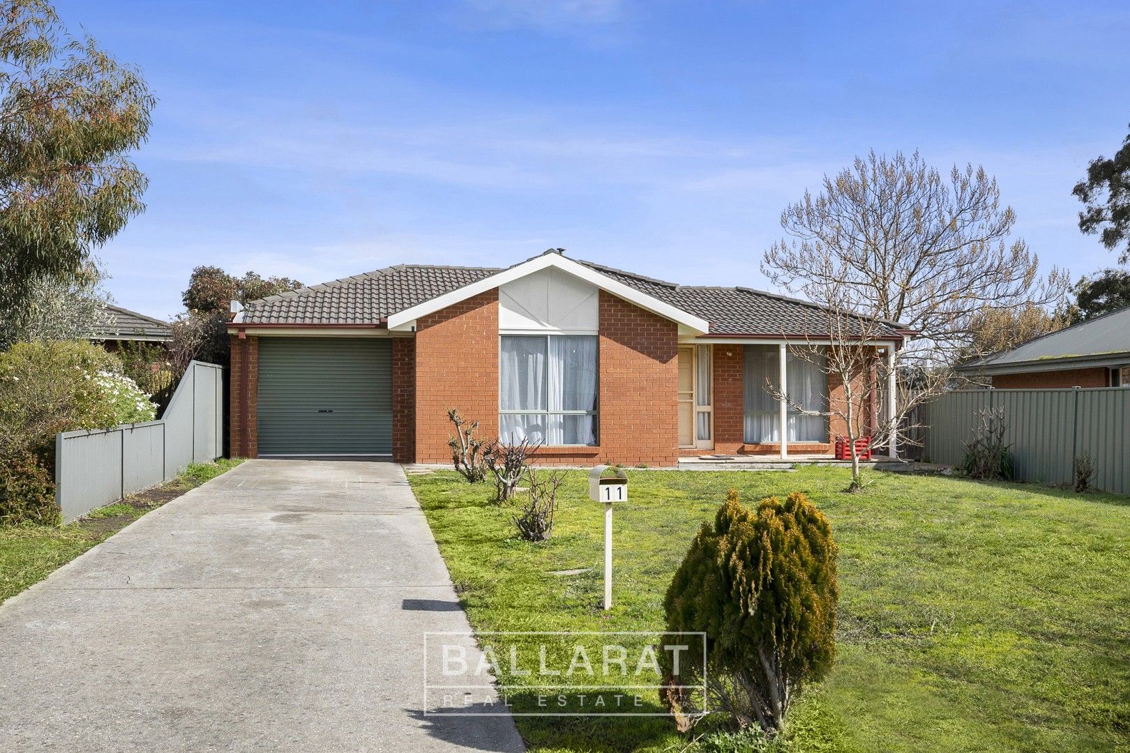 4 bedrooms House in 11 Castle Court BALLARAT EAST VIC, 3350