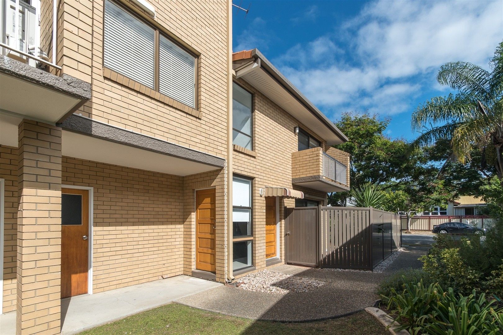3 bedrooms Townhouse in 1/58 Earl Street GREENSLOPES QLD, 4120