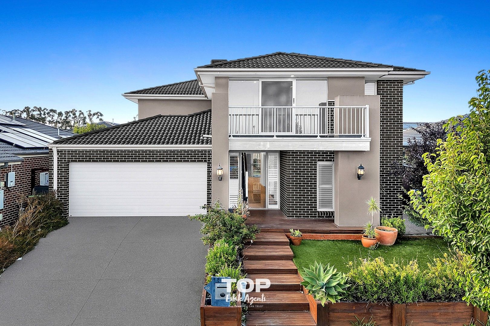5 bedrooms House in 32 Rathberry Circuit CLYDE NORTH VIC, 3978