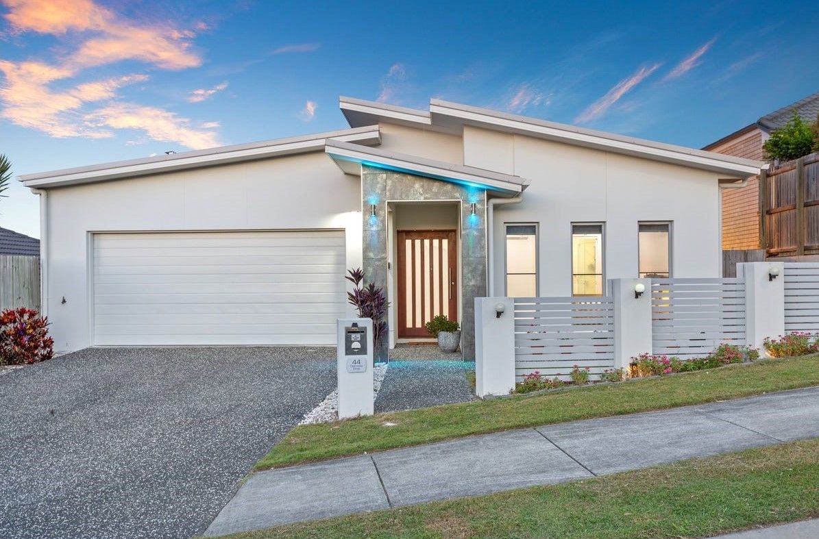 4 bedrooms House in 44 Oakmoss Drive SPRINGFIELD LAKES QLD, 4300