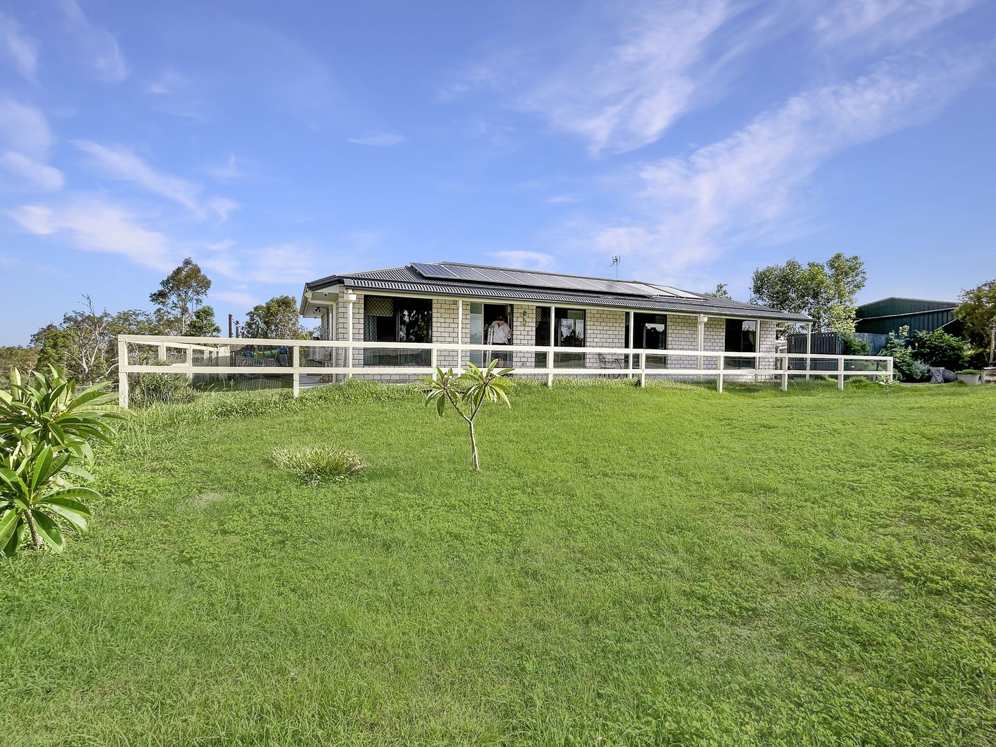 323 Windsor Drive, Mount Hallen QLD 4312, Image 1