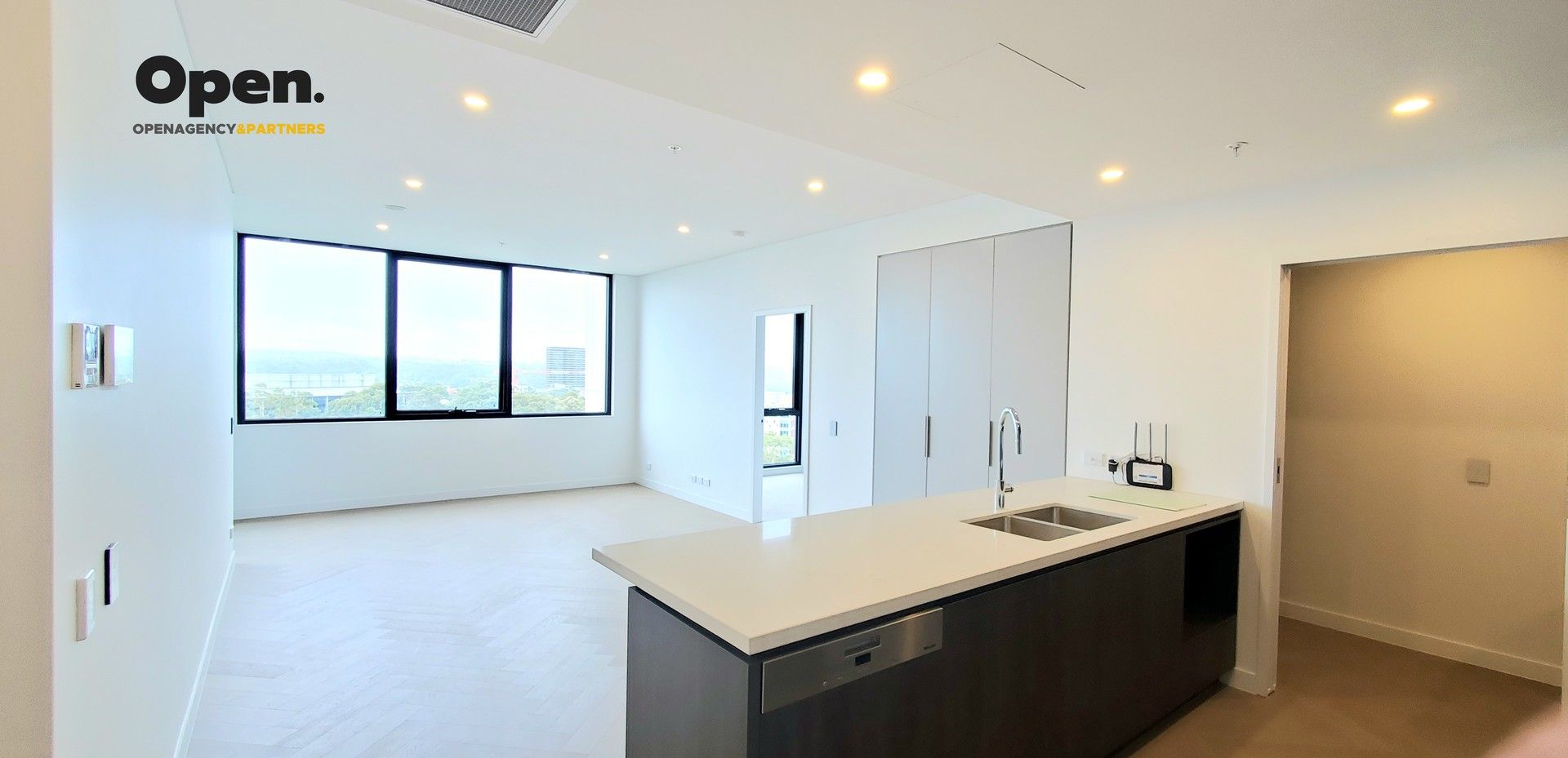 3 bedrooms Apartment / Unit / Flat in 909/159-161 Epping Road MACQUARIE PARK NSW, 2113