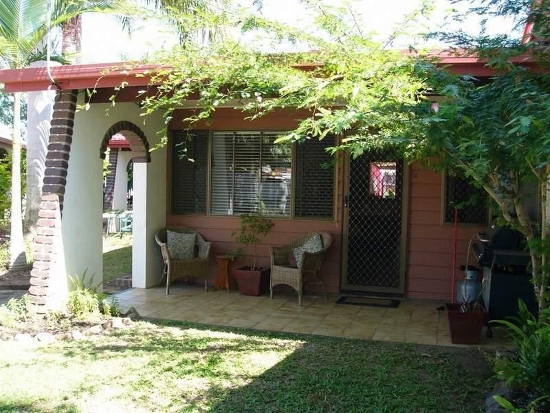 2/3 Rolston St, SOUTH MACKAY QLD 4740, Image 0