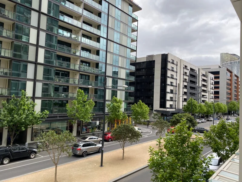 101E/888 Collins Street, Docklands VIC 3008