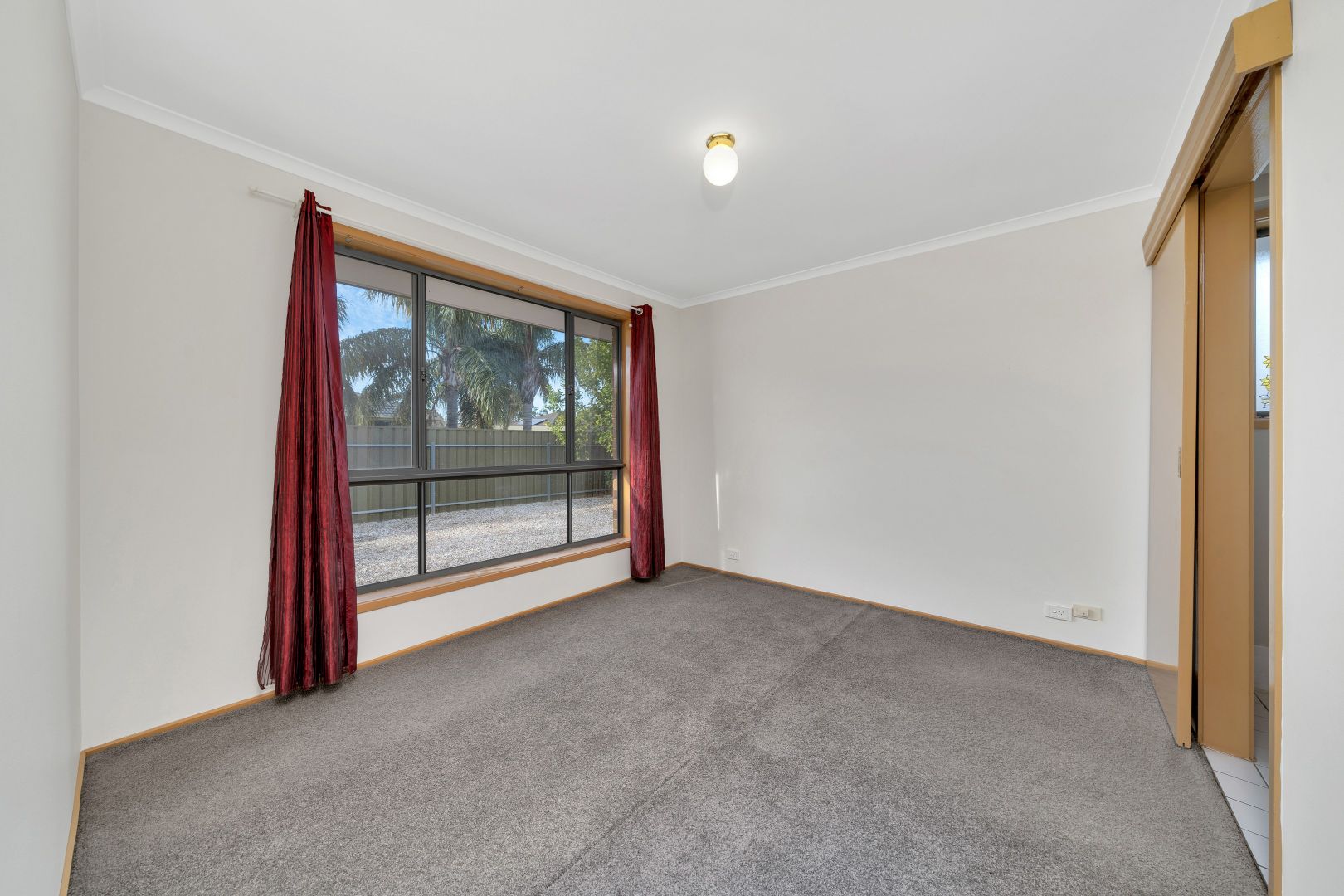 8 Sharrad Court, Andrews Farm SA 5114, Image 2