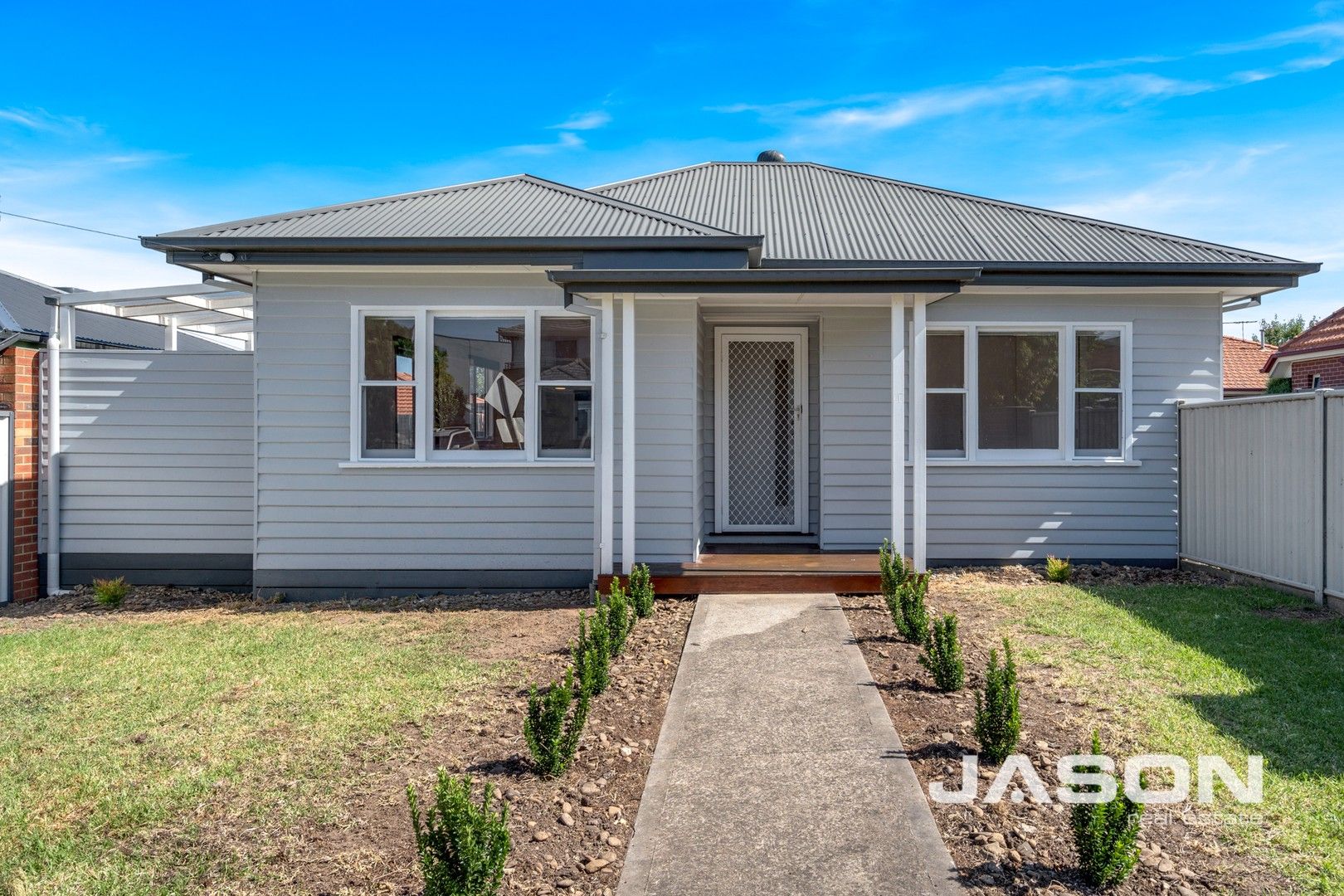 2 bedrooms House in 25 Haldane Road NIDDRIE VIC, 3042