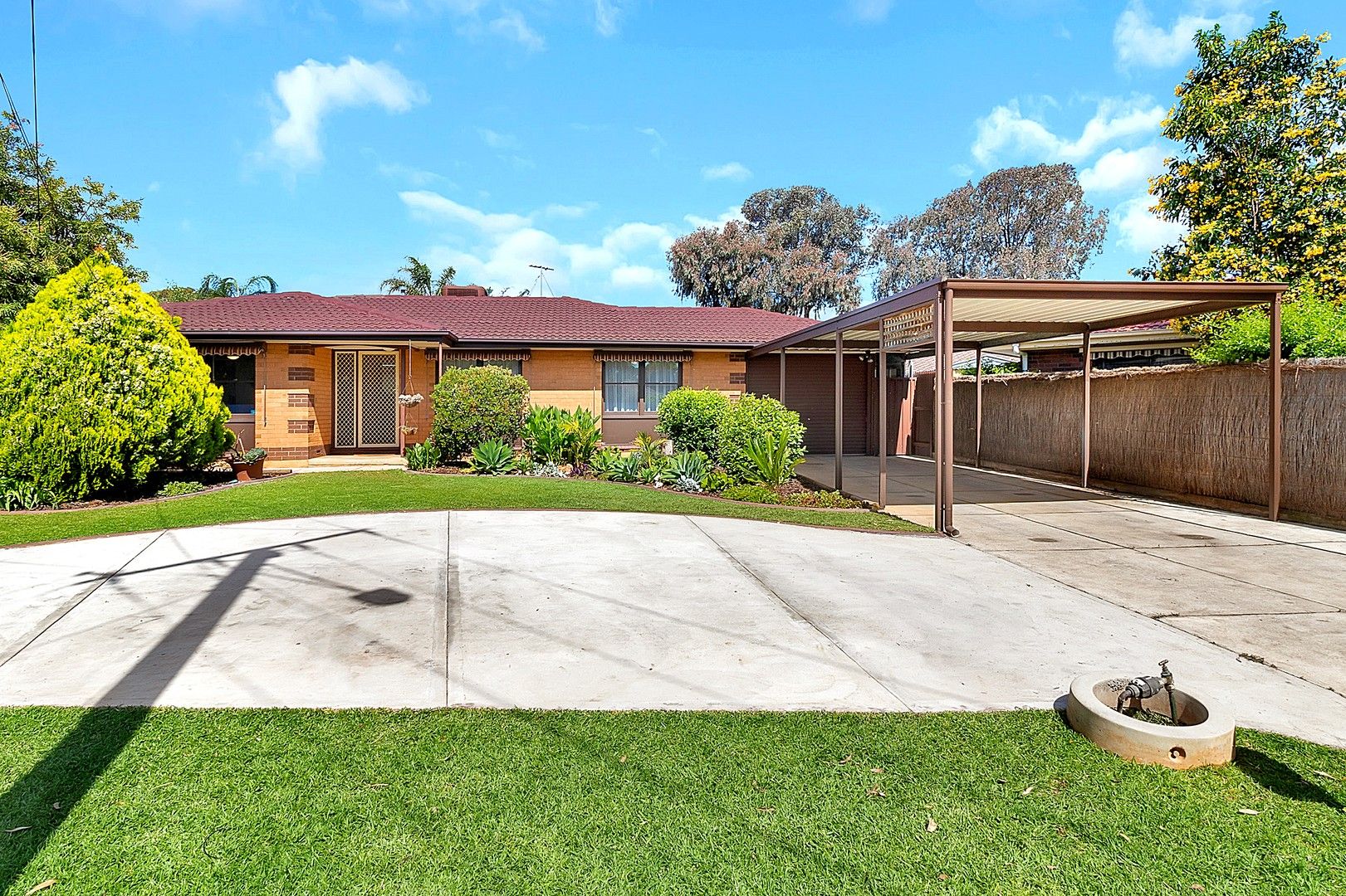 5 Stirrup Court, Salisbury Plain SA 5109, Image 2