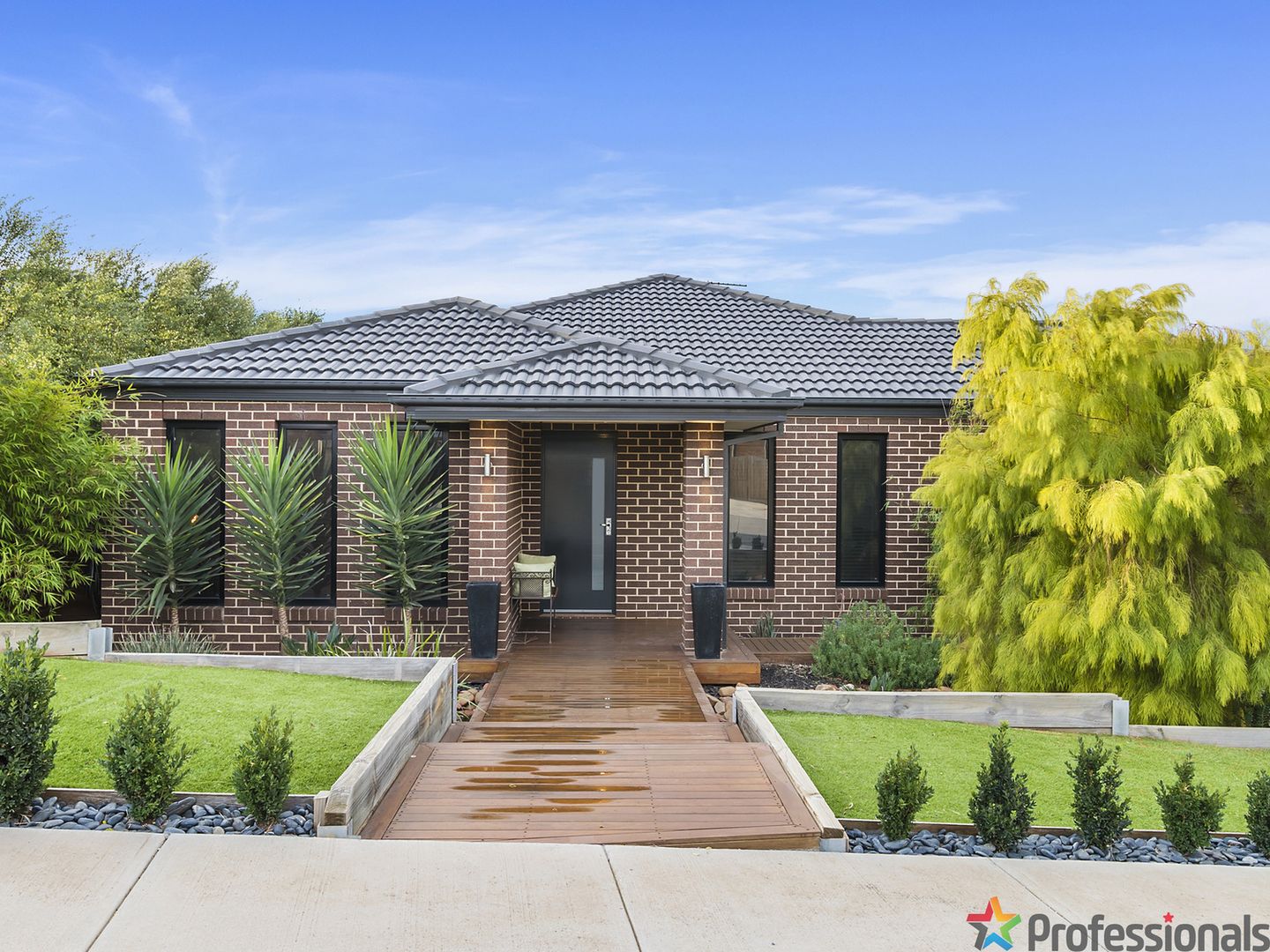 9 Hamish Road, Bacchus Marsh VIC 3340, Image 1