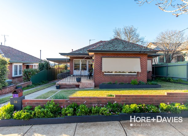 39 Athol Street, Turvey Park NSW 2650