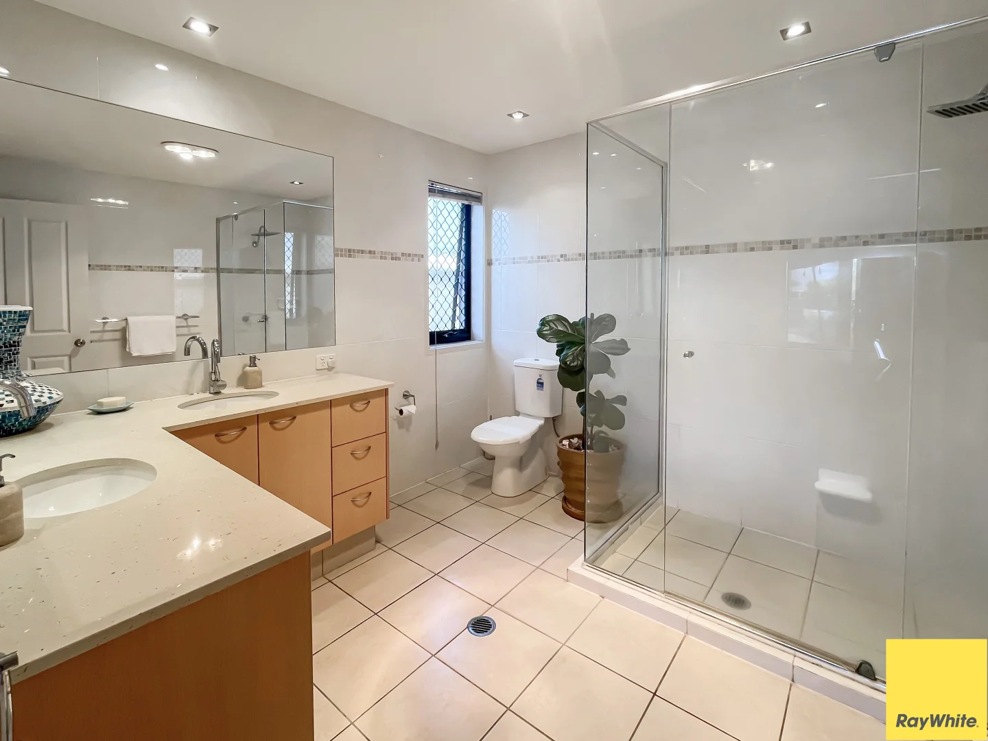 Additional image 12 of 33 Goolagong Court, Broadbeach Waters QLD 4218