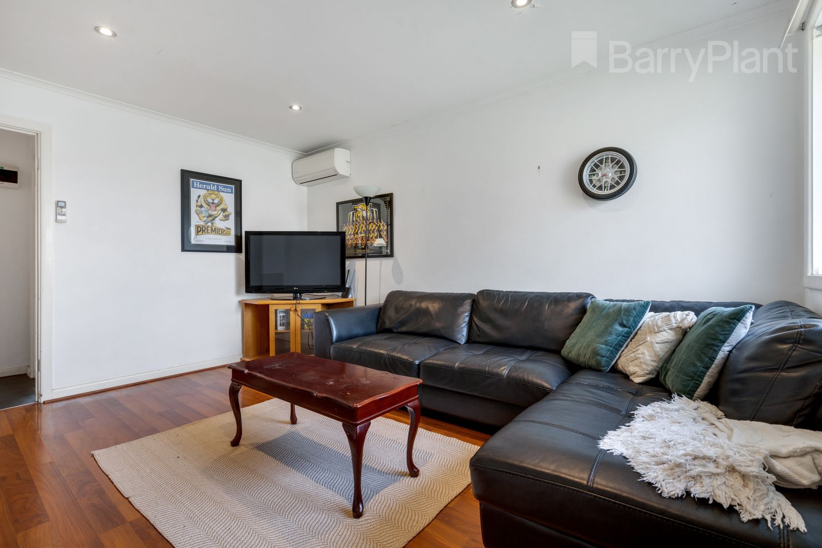 2/2 Ashley Street, Reservoir VIC 3073, Image 2