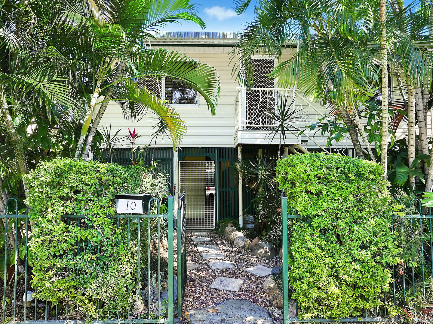 10 Railway Avenue, Railway Estate QLD 4810, Image 1