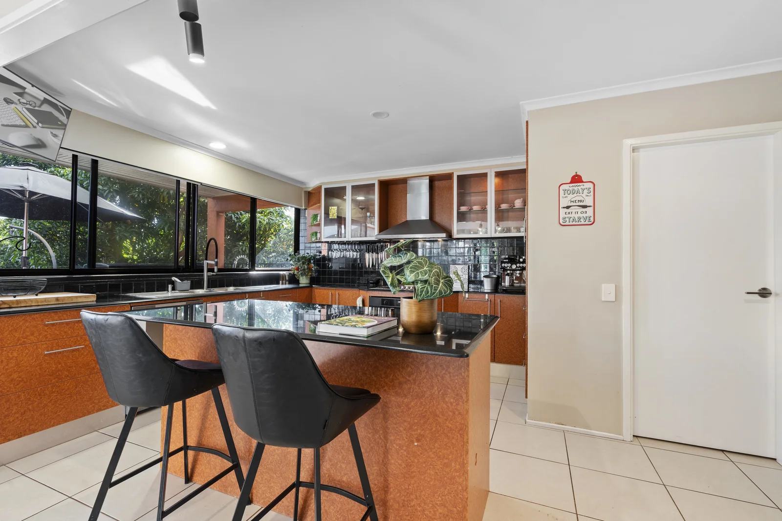 Additional image 13 of 138 Amalfi Drive, Isle Of Capri QLD 4217