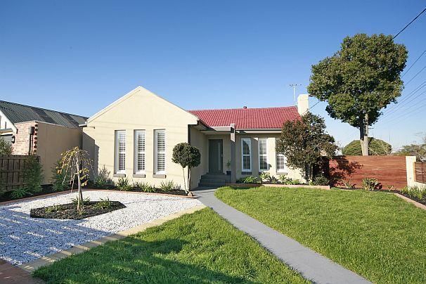 3 bedrooms House in 44 Paloma Street BENTLEIGH EAST VIC, 3165