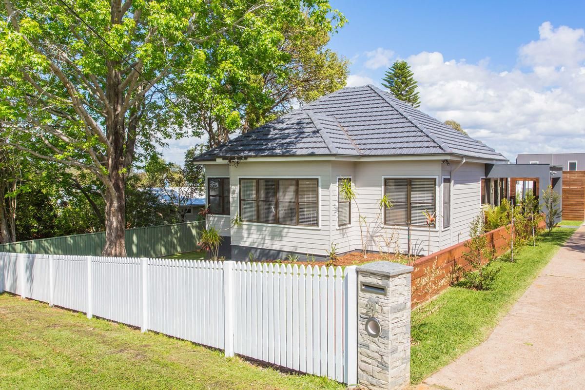 21 Jones Avenue, Warners Bay NSW 2282, Image 1