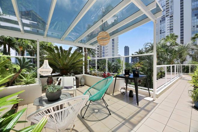 Picture of 2/1-9 Hughes Avenue, MAIN BEACH QLD 4217