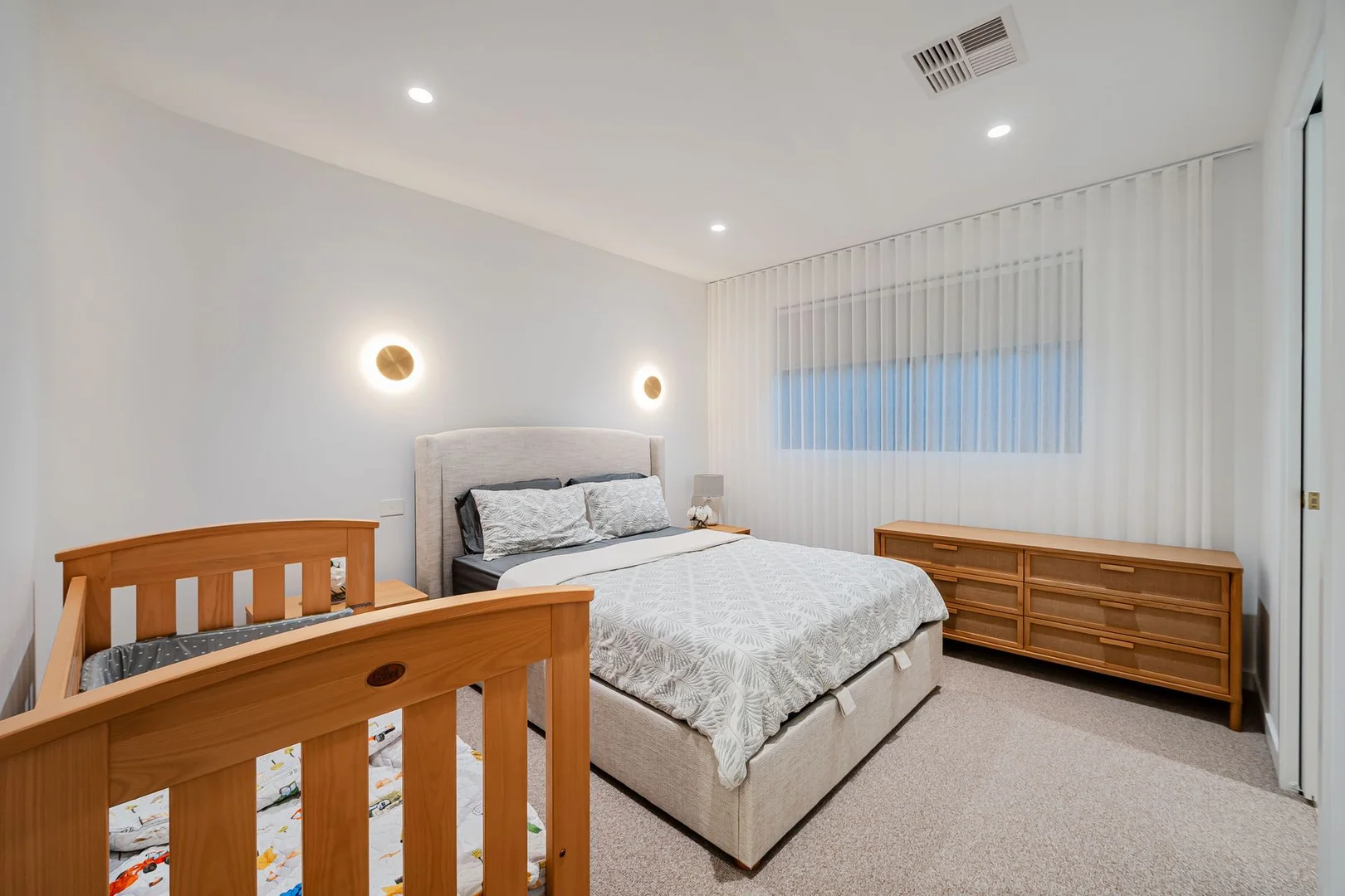 Additional image 23 of 8 SKYLARK ROAD, Greenvale VIC 3059