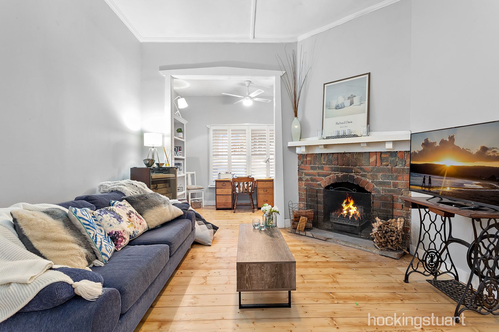 18 Merton Street, Box Hill VIC 3128, Image 2