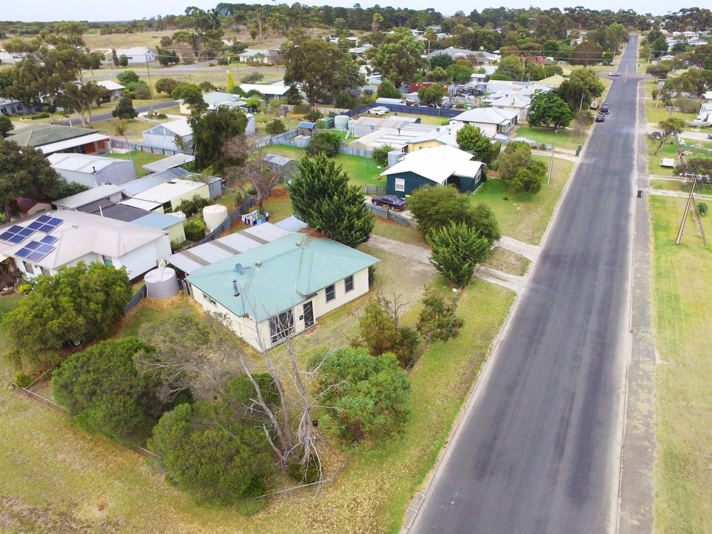 14 Falkner Street, Meningie SA 5264, Image 2