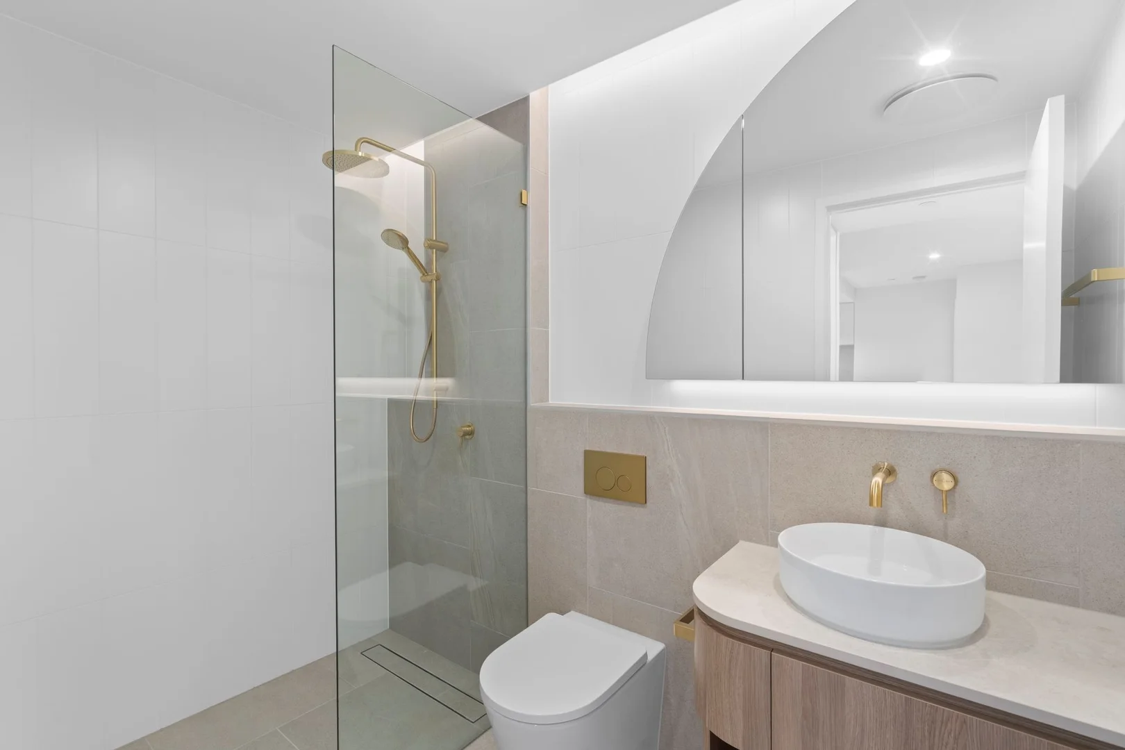 Additional image 7 of 503/217 Boundary St, Coolangatta QLD 4225