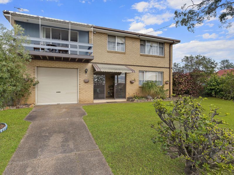 8 Torres Street, Killarney Vale NSW 2261, Image 0