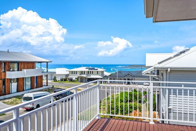 Picture of 10 Whale Street, CATHERINE HILL BAY NSW 2281