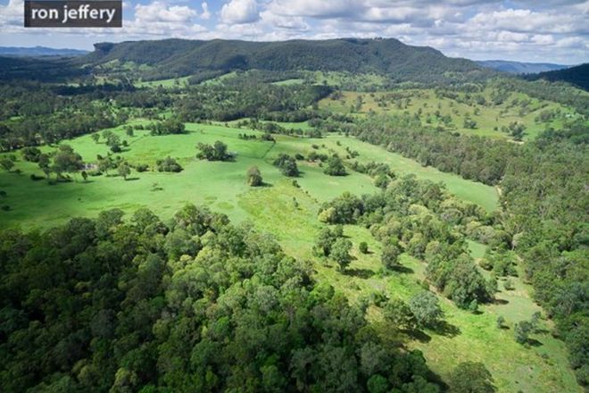 Picture of 320 Coonoongibber Creek Road, BROOLOO QLD 4570