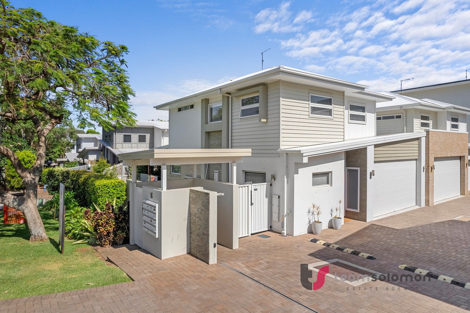 3 bedrooms Townhouse in 1/16 Bainbridge Street ORMISTON QLD, 4160