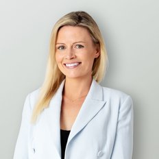 Sophie Laforest, Sales representative
