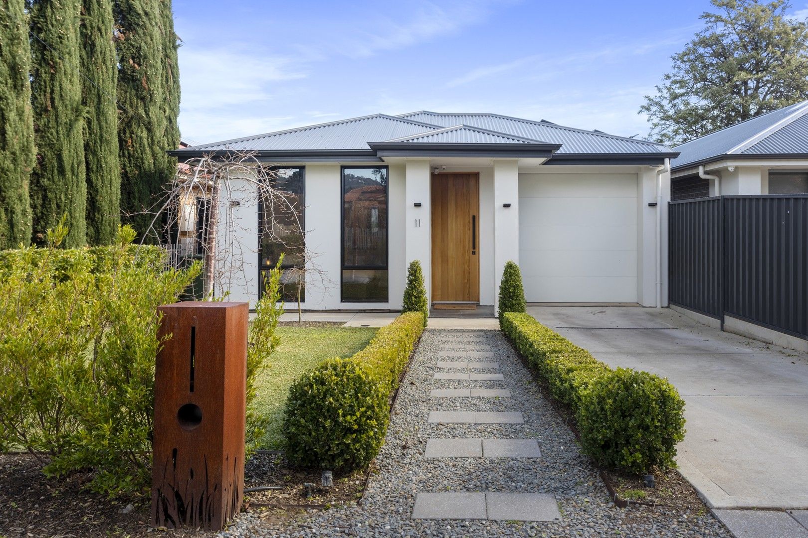 4 bedrooms House in 11 Perry Avenue DAW PARK SA, 5041