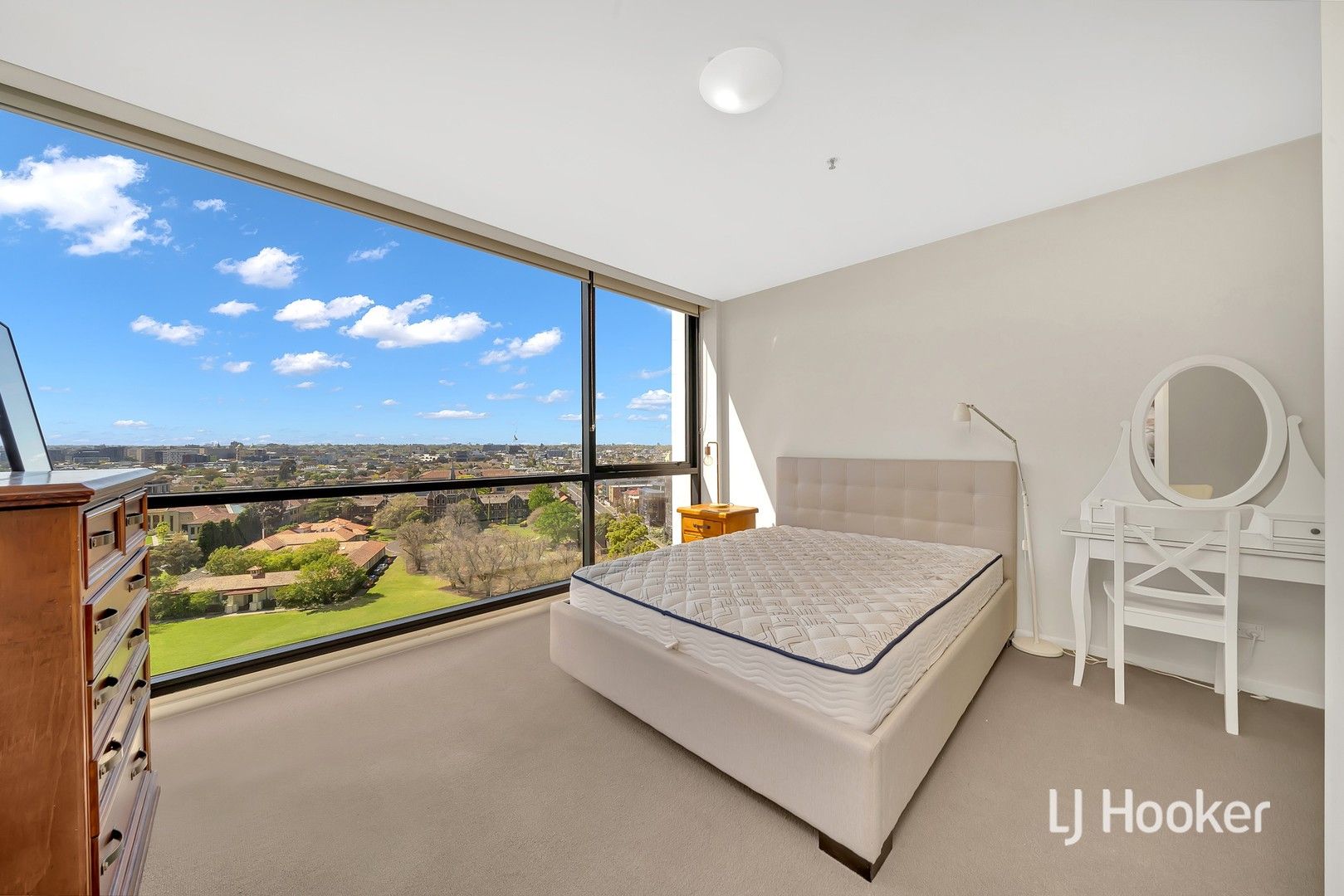 2 bedrooms Apartment / Unit / Flat in 1506/594 St Kilda Road MELBOURNE VIC, 3000