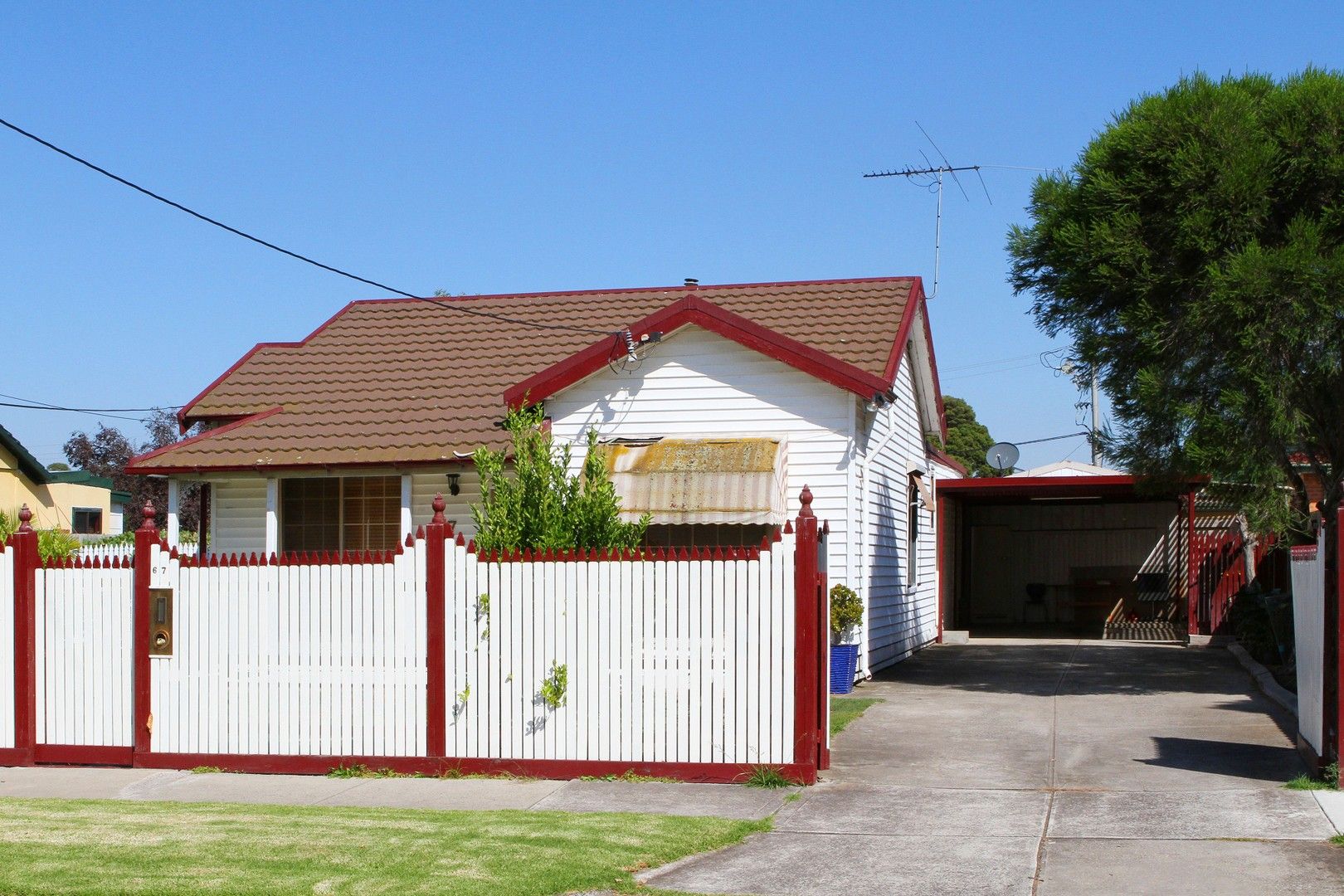 4 bedrooms House in 67 Andrews Avenue RESERVOIR VIC, 3073