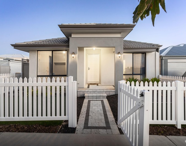 18 Tawny Way, Alkimos WA 6038