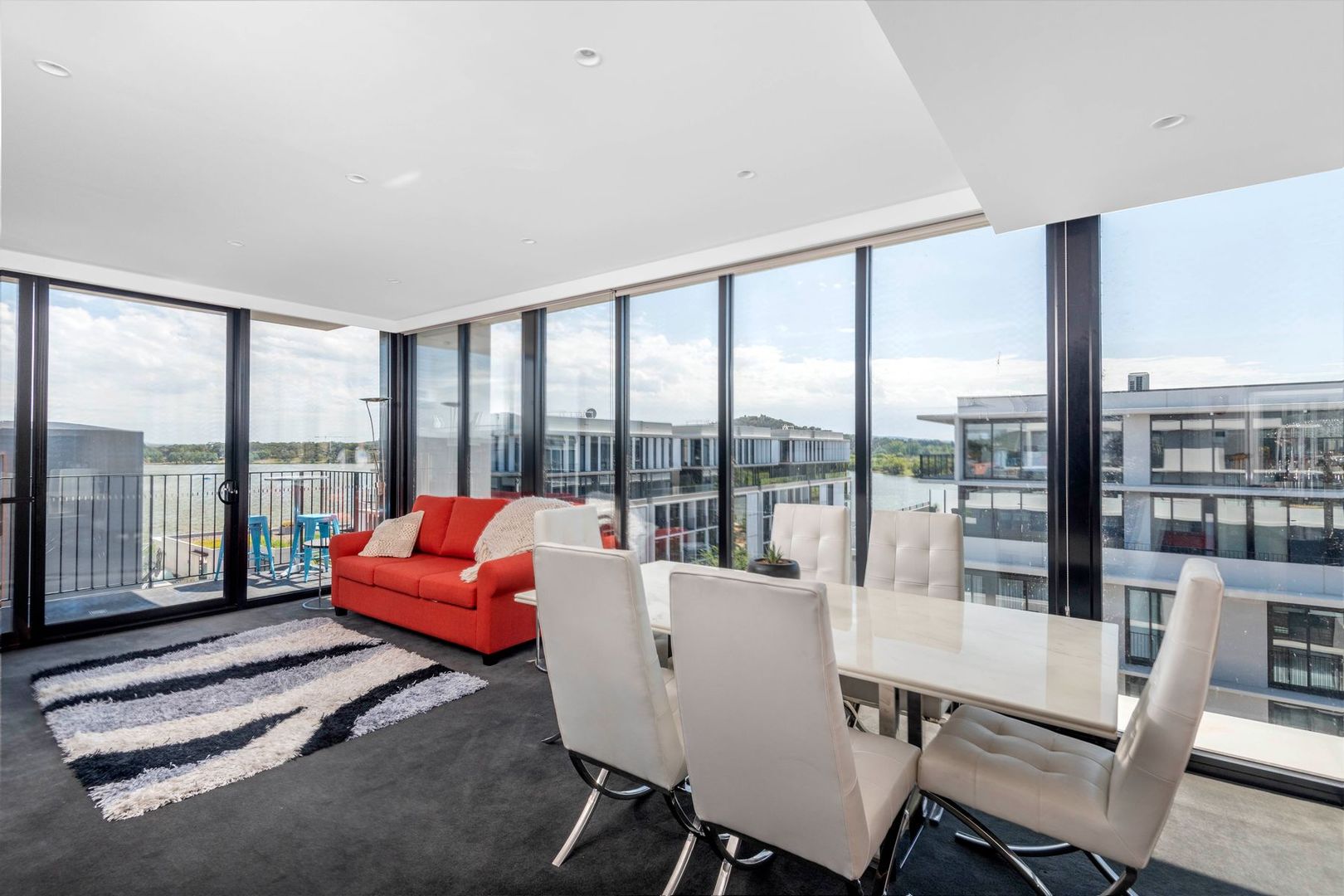 27/8 Trevillian Quay, Kingston ACT 2604, Image 2