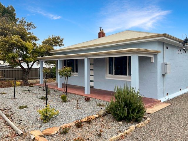 3 bedrooms House in 99 London Street PORT LINCOLN SA, 5606