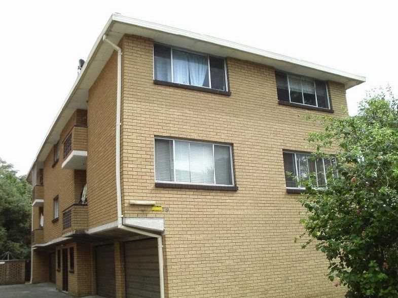 2 bedrooms Apartment / Unit / Flat in 4/79 Castlereagh St LIVERPOOL NSW, 2170