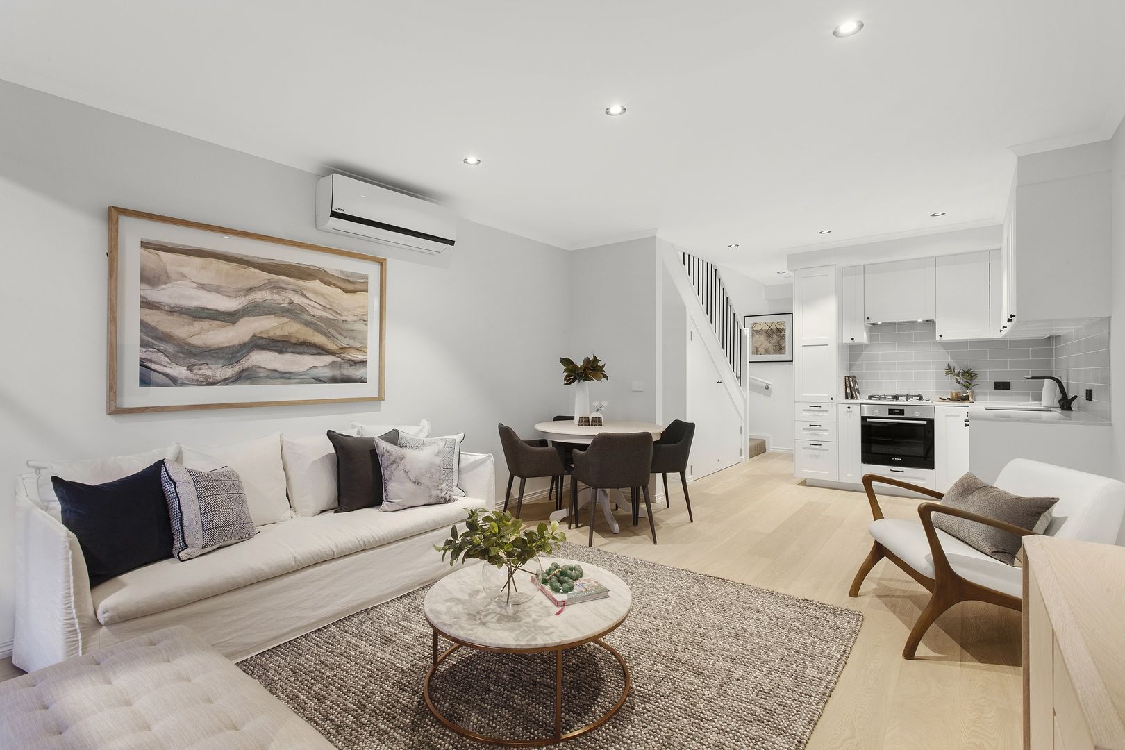 1/1A Kokaribb Road, Carnegie VIC 3163, Image 2