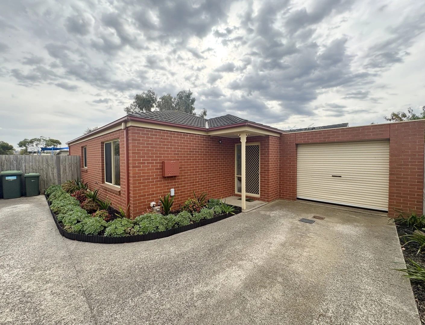 2/10 Rotherham Street, Belmont VIC 3216