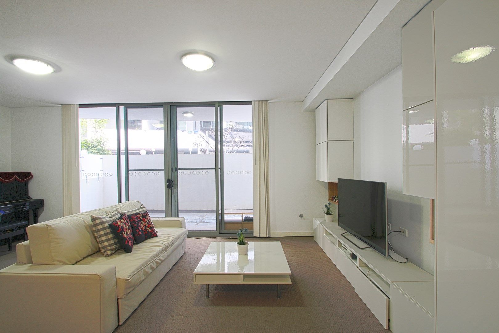 2 bedrooms Apartment / Unit / Flat in 3/541 Princes Highway ROCKDALE NSW, 2216