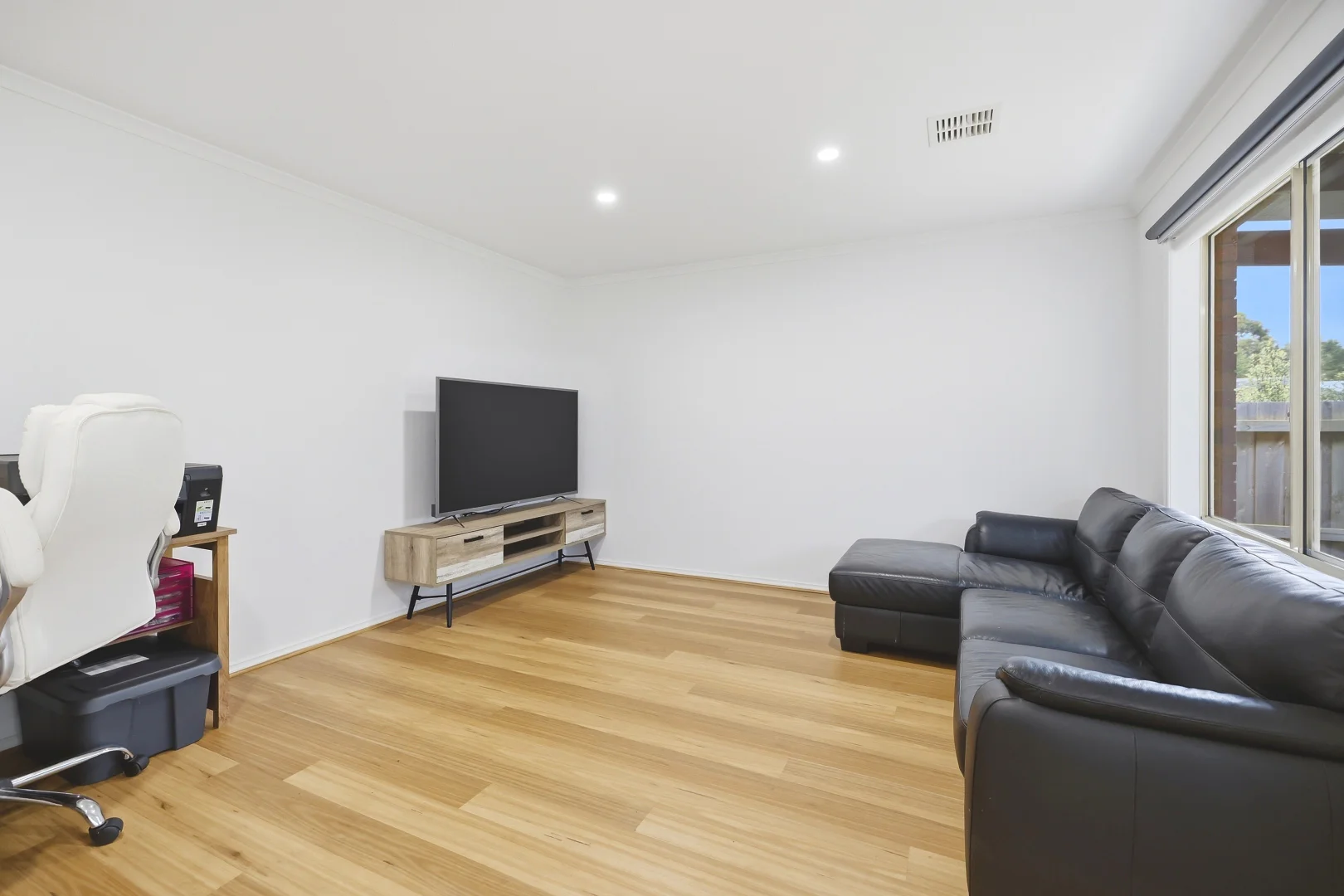 Additional image 9 of 10 Acacia Court, Romsey VIC 3434