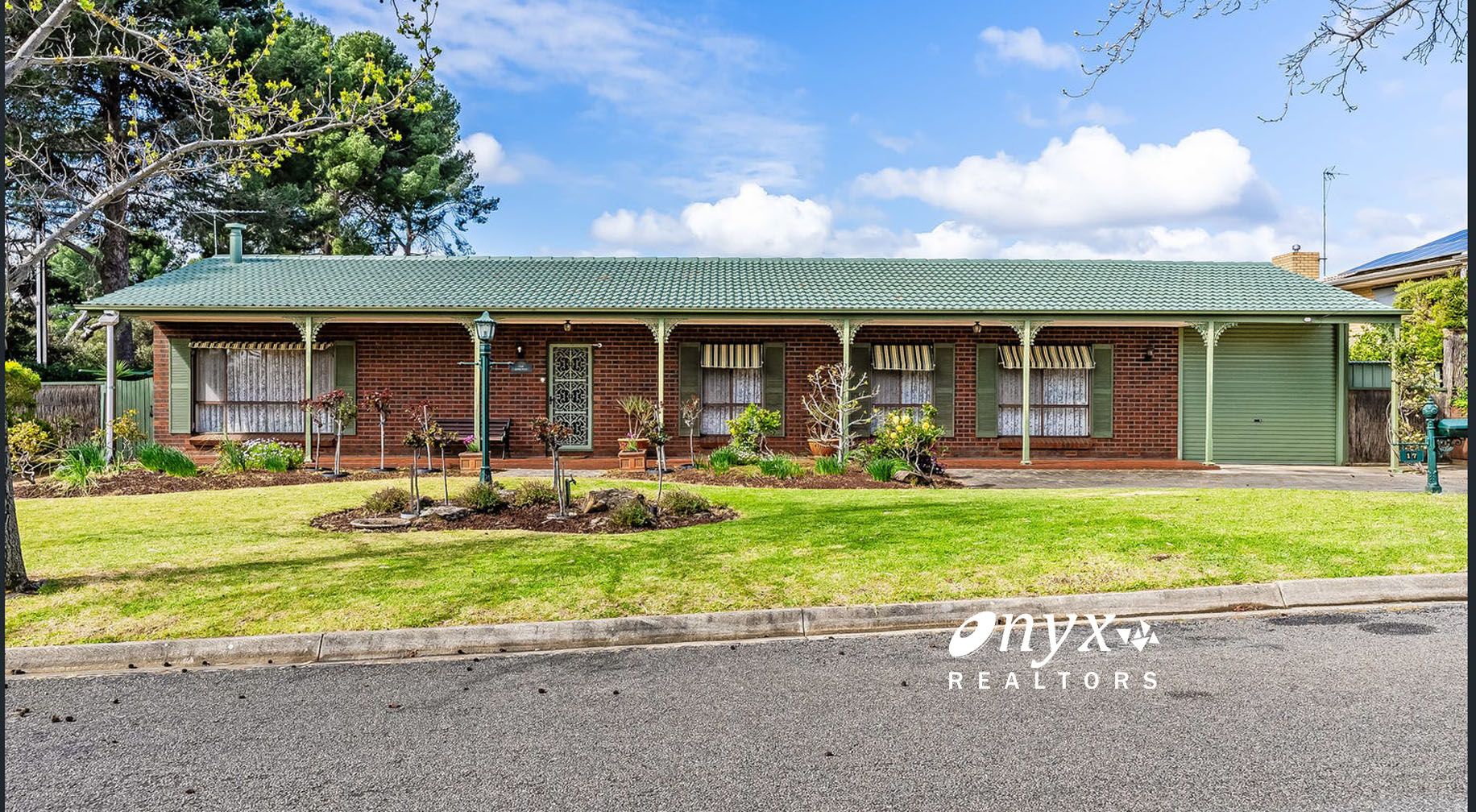 4 bedrooms House in 17 Moule Crescent DERNANCOURT SA, 5075